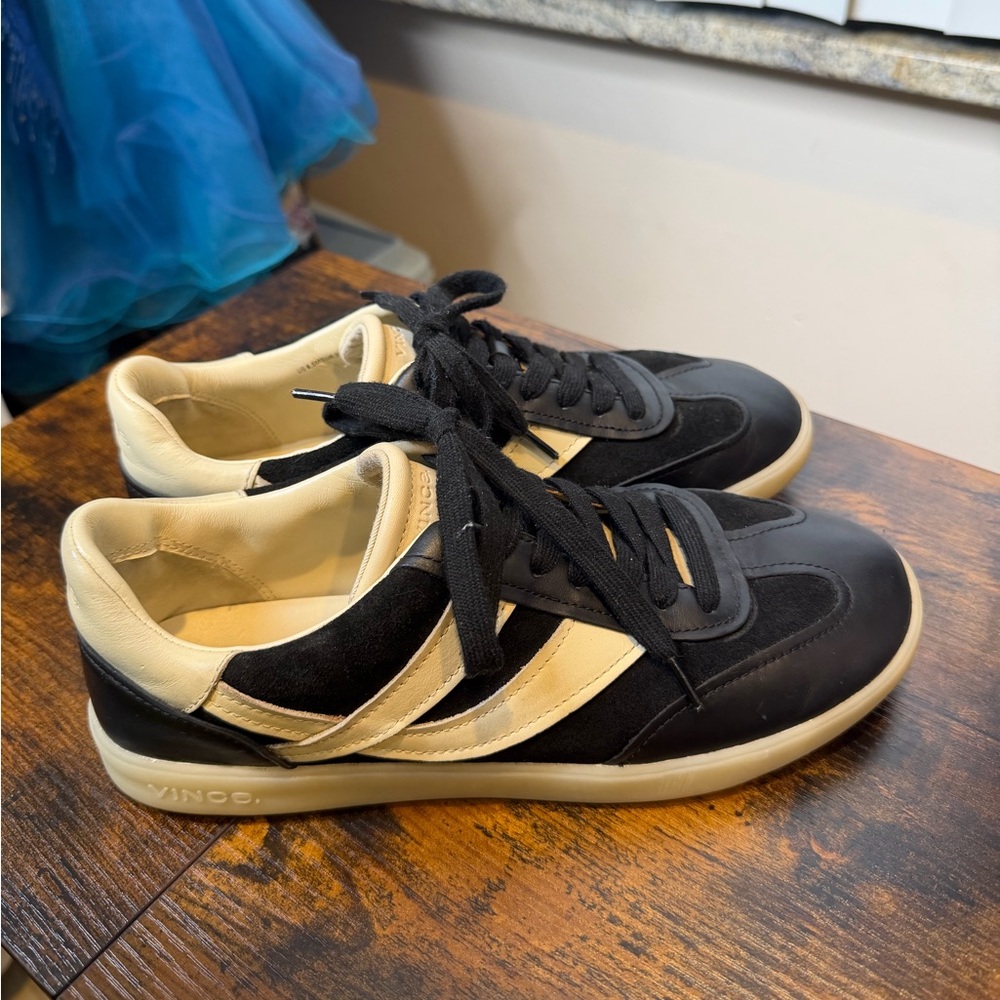 Vince Oasis contrast-edge leather and suede low-top sneakers Size 8.5